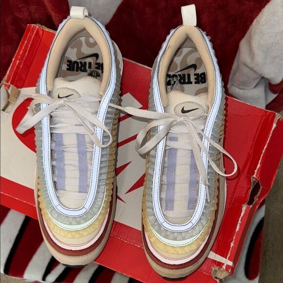 Nike Air Max 97 Beige and Red Sneakers main image 5